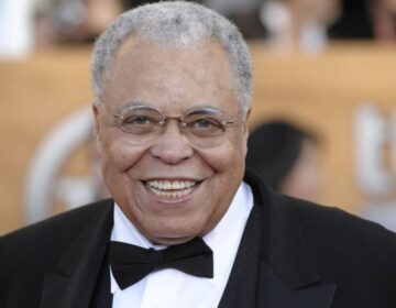 Πέθανε ο ηθοποιός James Earl Jones, η φωνή του Darth Vader στις ταινίες Star Wars