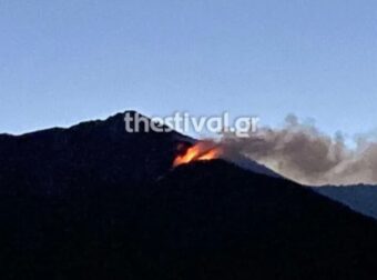 ΕΚΤΑΚΤΟ: Μεγάλη φωτιά: Συναγερμός στην Πυροσβεστική να μην ξεφύγει η κατάσταση- Απειλεί κατοικημένες περιοχές