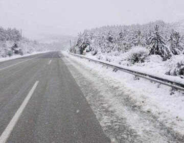 Δείτε που χιονίζει τώρα – Στα λευκά οι δρόμοι