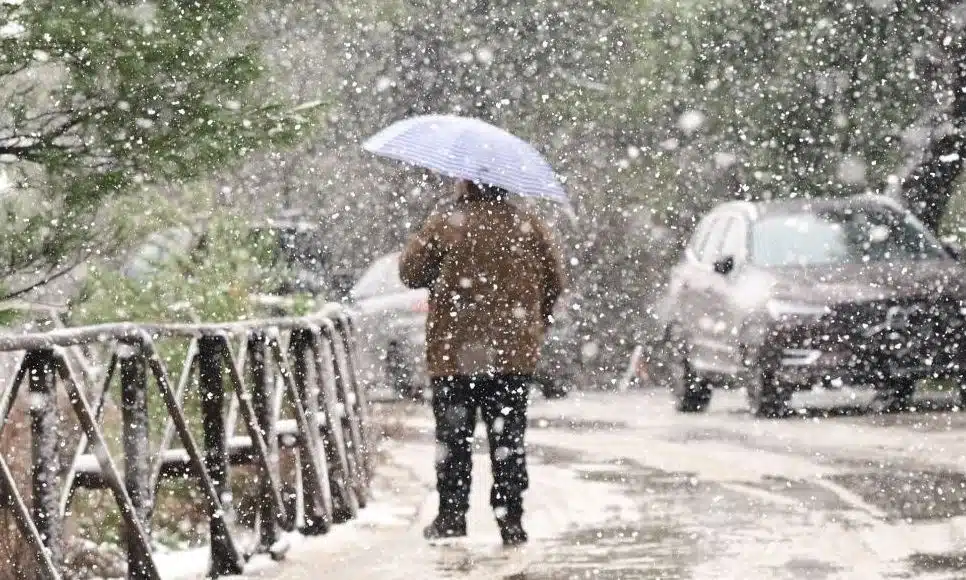 Έρχεται πολύ χιόνι ❄️ Θα το στρώσει μέσα στις πόλεις